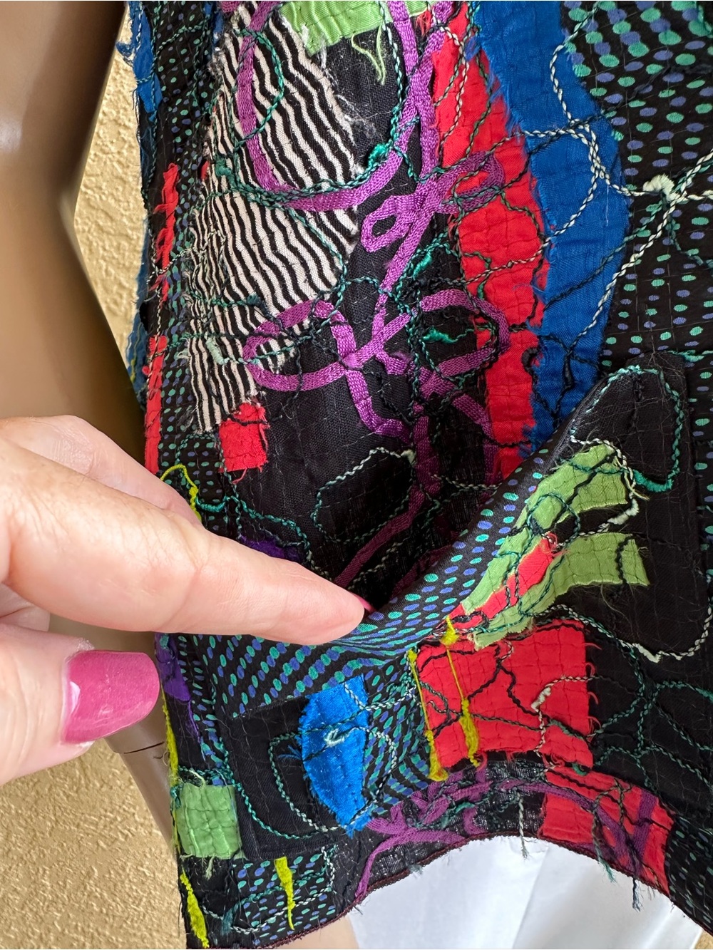 Diane Prekup colorful stitching design A frame vest - Picture 5 of 13